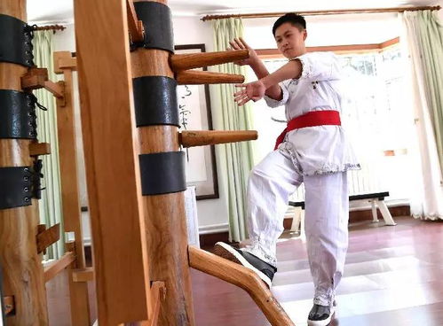 想不到 青島有一群葉問(wèn)的徒弟,10秒制服 菜刀男