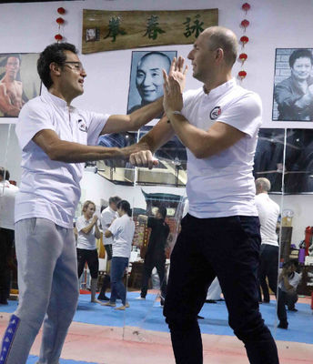 詠春近身搏擊利器 黐手——深圳弘義詠春拳館成人少兒培訓解析